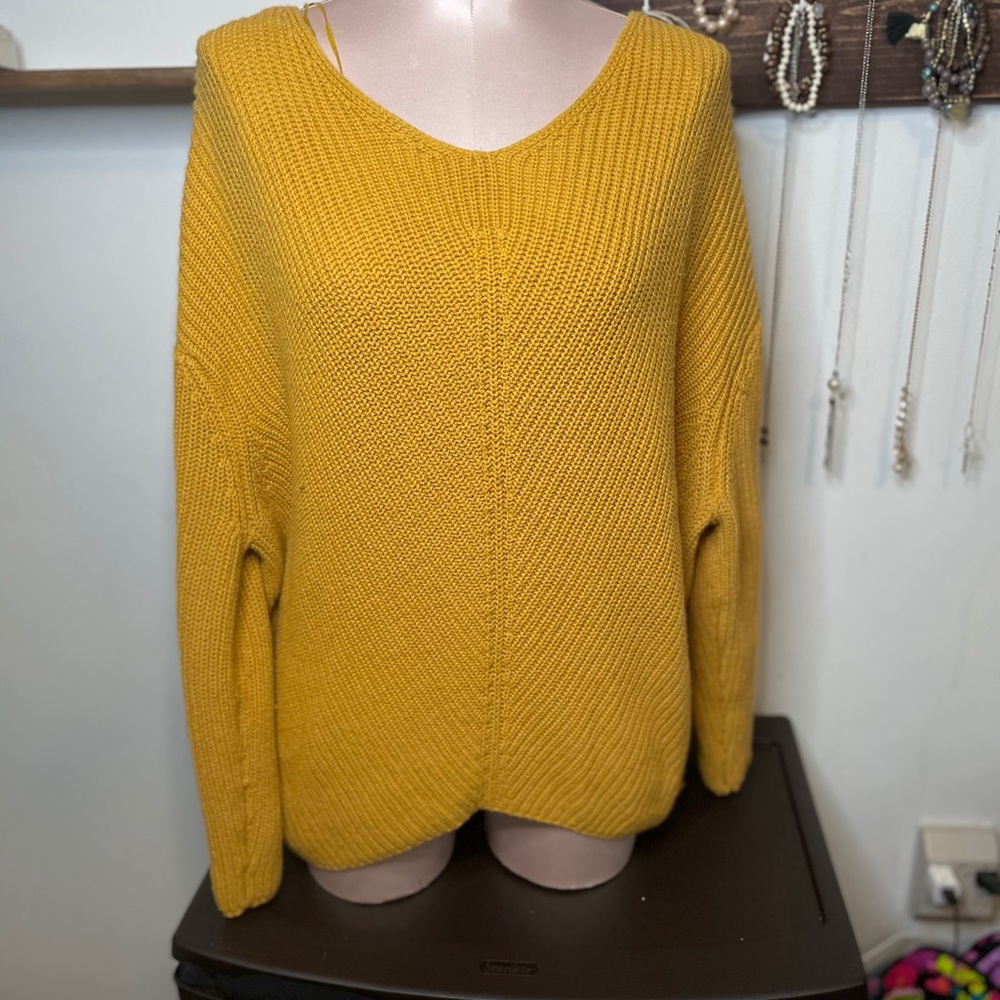 Urban outfitters sweater